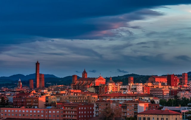 New Year’s Eve in Bologna: “Rogo del Vecchione” and other things to do in town